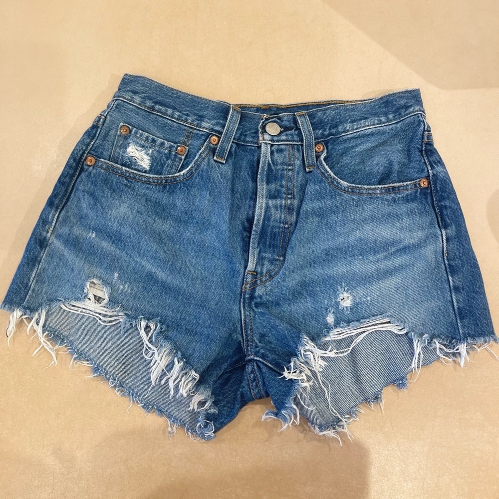 Levi’s 501 shorts